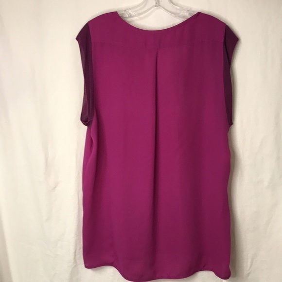CABI Women’s Tunic Size M Fuchsia with chain detail - Picture 7 of 12